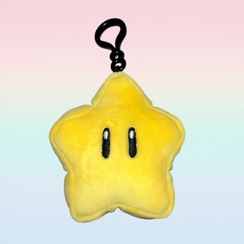 RARE Tomy Mario Kart Club Mochi-Mochi Power Star Backpack Clip 4" Plush